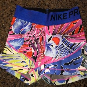 nike pros